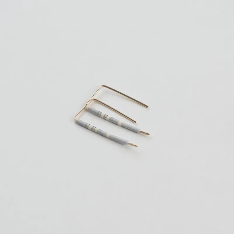 Sisu - 14 KT Gold Bar Studs sold by Daldanea