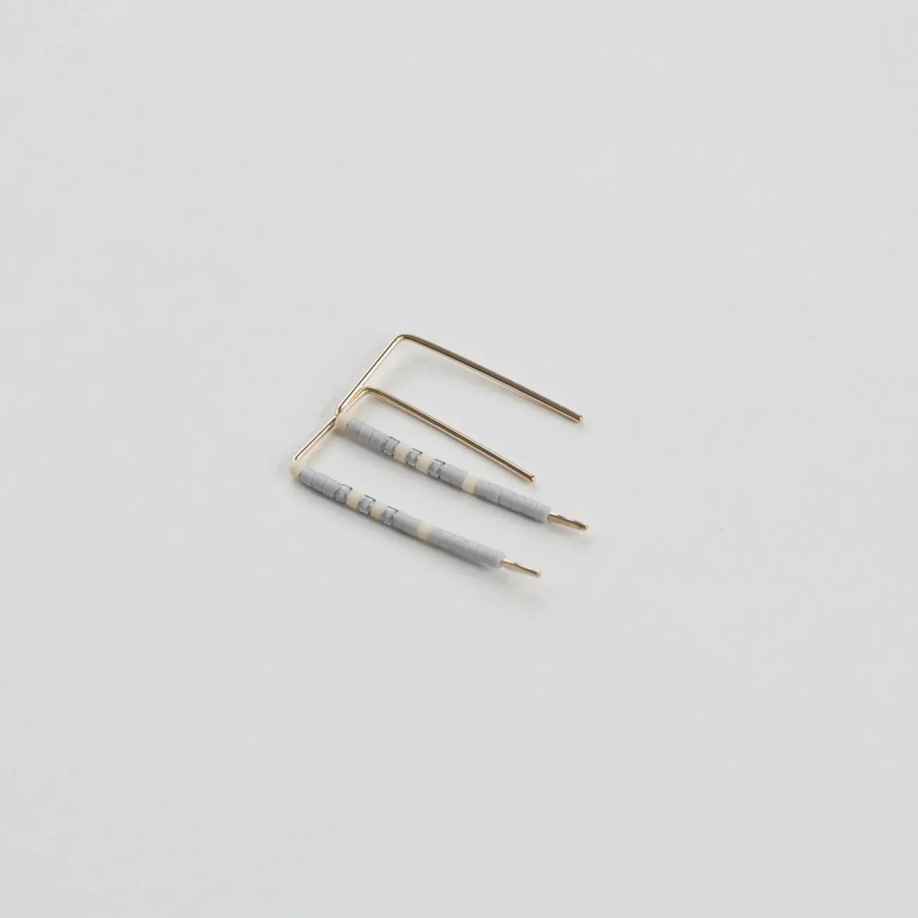Sisu - 14 KT Gold Bar Studs sold by Daldanea