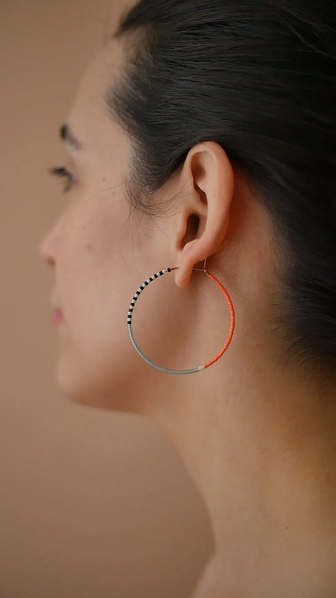 Pantha - 1.25" & 1.75" 14 KT Gold Hoops sold by Daldanea product image thumbnail 2