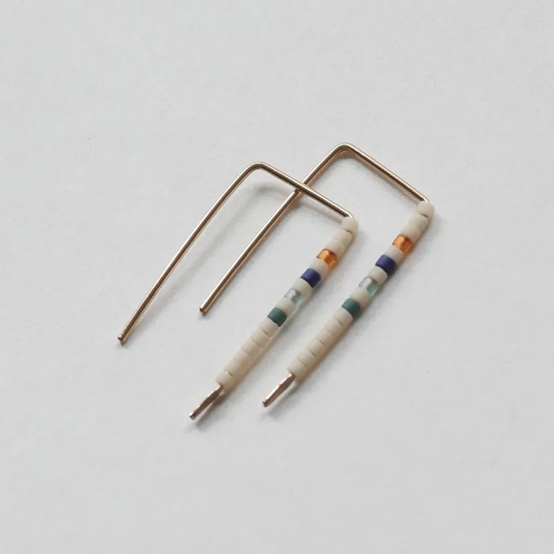 Chiyo - 14 KT Gold Bar Studs sold by Daldanea