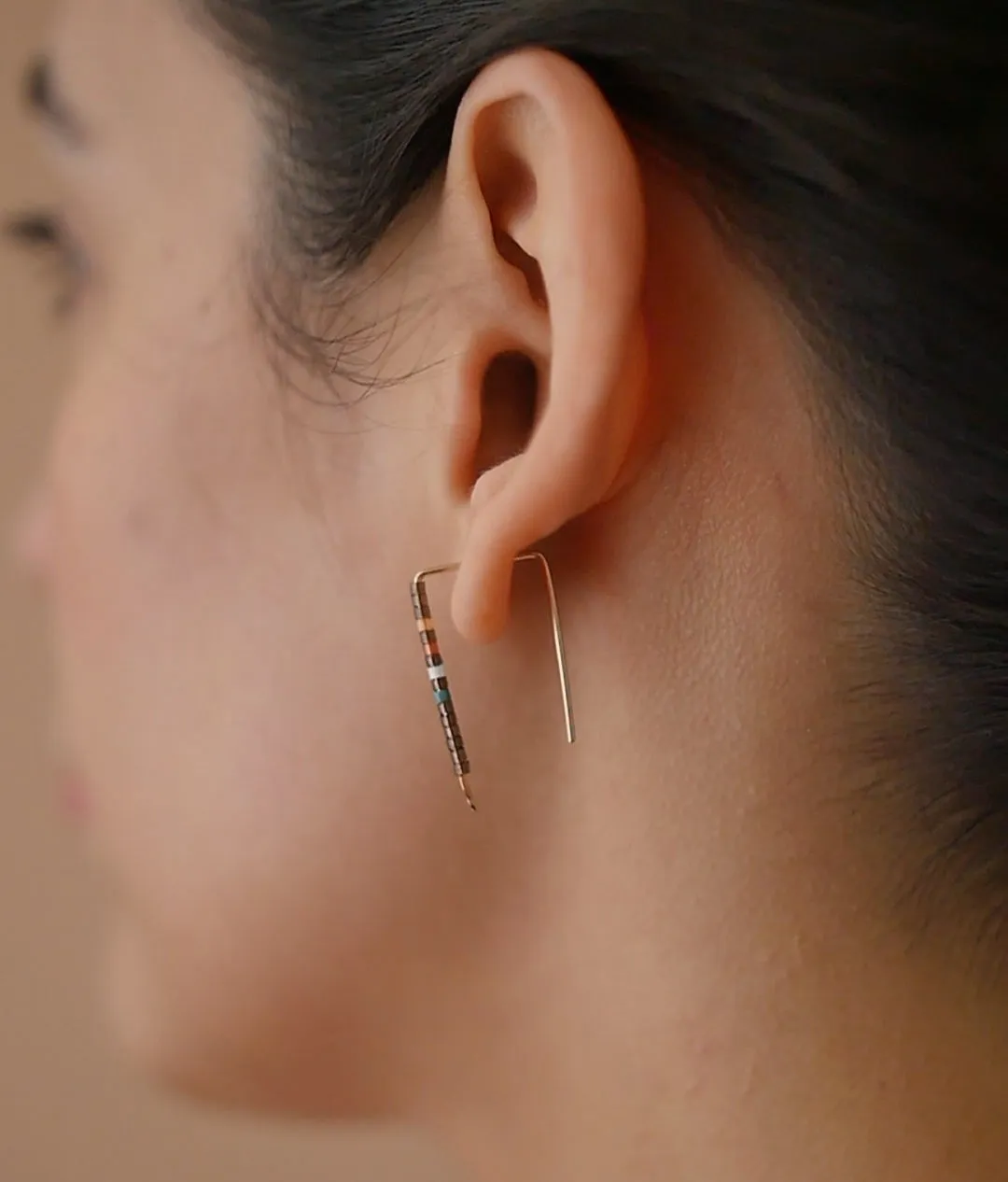 Saskia - 14 KT Gold Bar Studs sold by Daldanea product image thumbnail 3