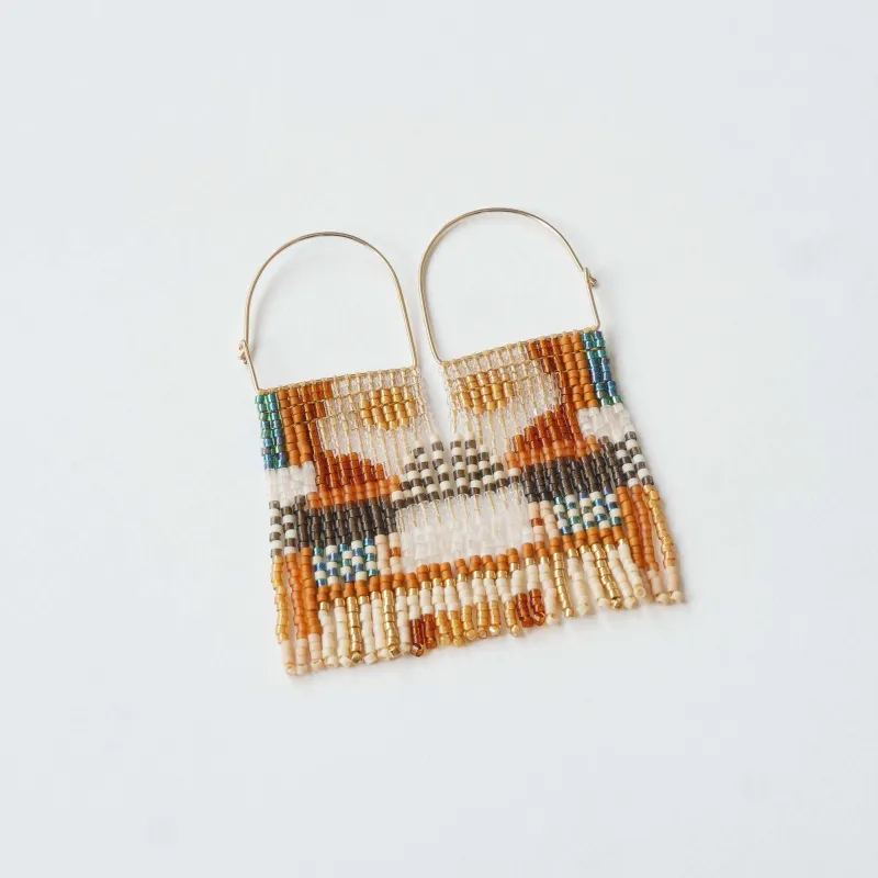 Anushka sold by Daldanea