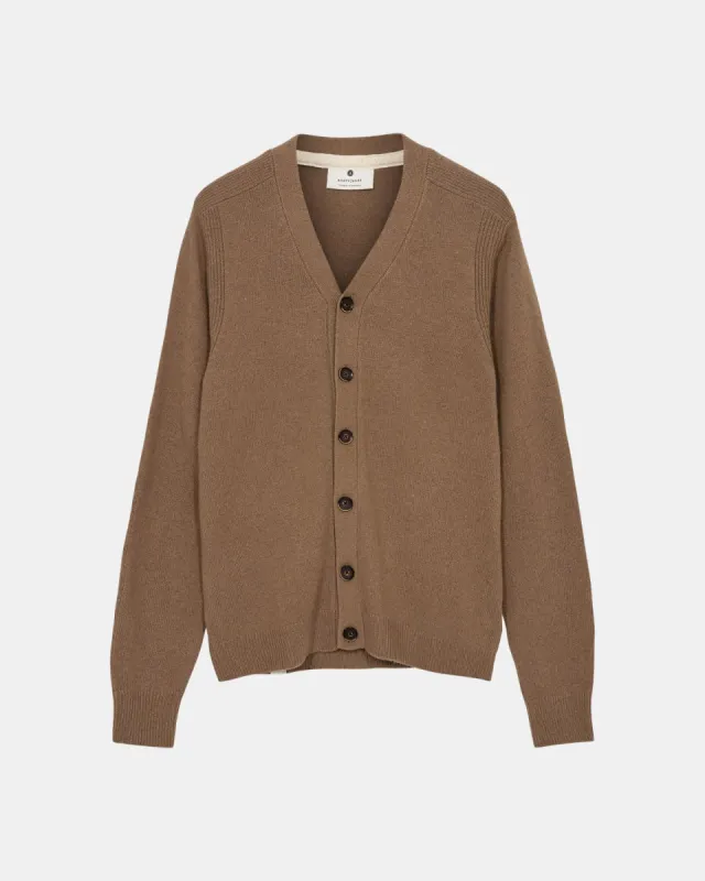 AKSVEND LAMBSWOOL CARDIGAN - Shadow sold by anerkjendt