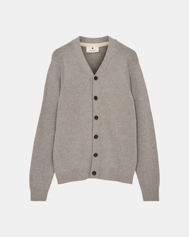 AKSVEND LAMBSWOOL CARDIGAN - High Rise sold by anerkjendt