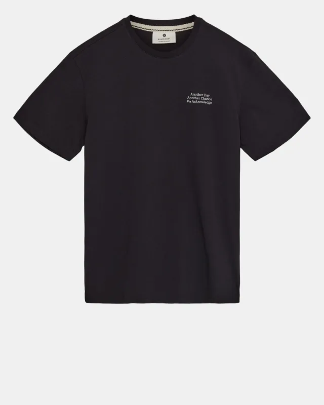 AKKIKKI S/S ANOTHER TEE - GOTS - Caviar sold by anerkjendt