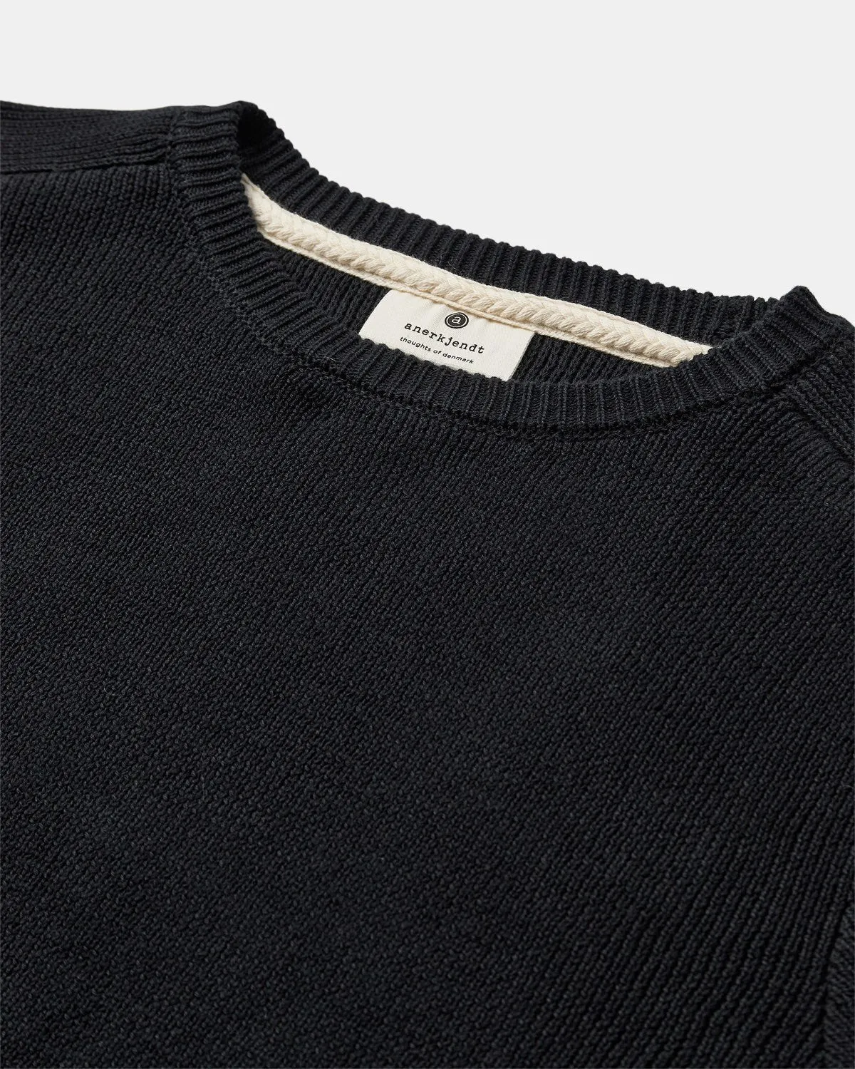 AKSUNE BASIC COT CREW NECK - Caviar sold by anerkjendt product image thumbnail 3
