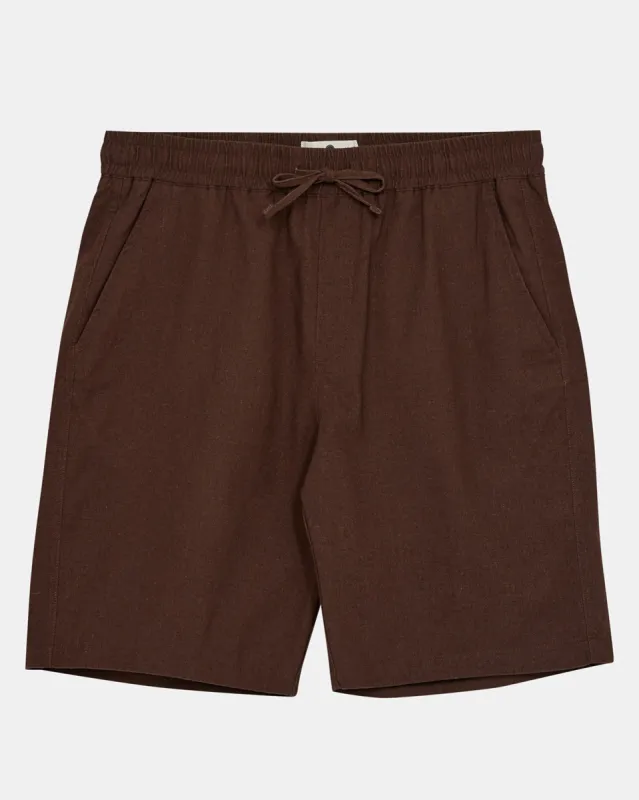 AKLT JAMES COT/LINEN ELA SHORTS - Chocolate Brown sold by anerkjendt