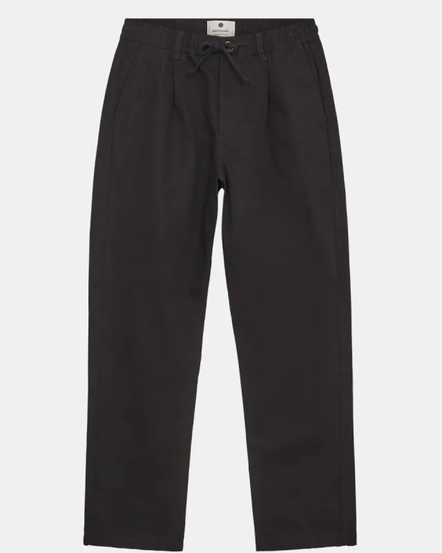 AKJAN COTTON PLEAT ELA PANTS - Caviar sold by anerkjendt