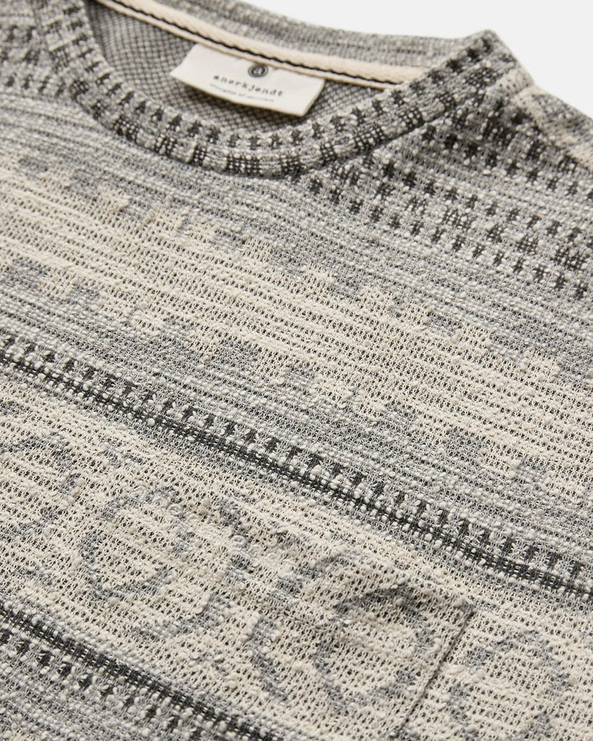 AKKIKKI S/S JACQ TEE - Tofu sold by anerkjendt product image thumbnail 3