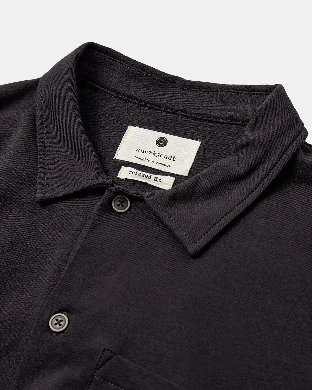 AKKURT S/S POCKET SHIRT - GOTS - Caviar sold by anerkjendt product image thumbnail 3
