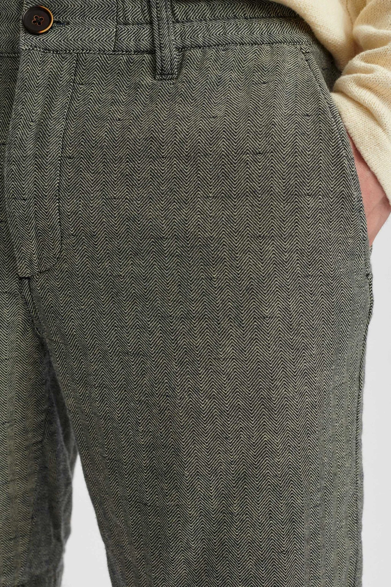 AKLT JOHN STRIPE SHORTS - White sold by anerkjendt product image thumbnail 5