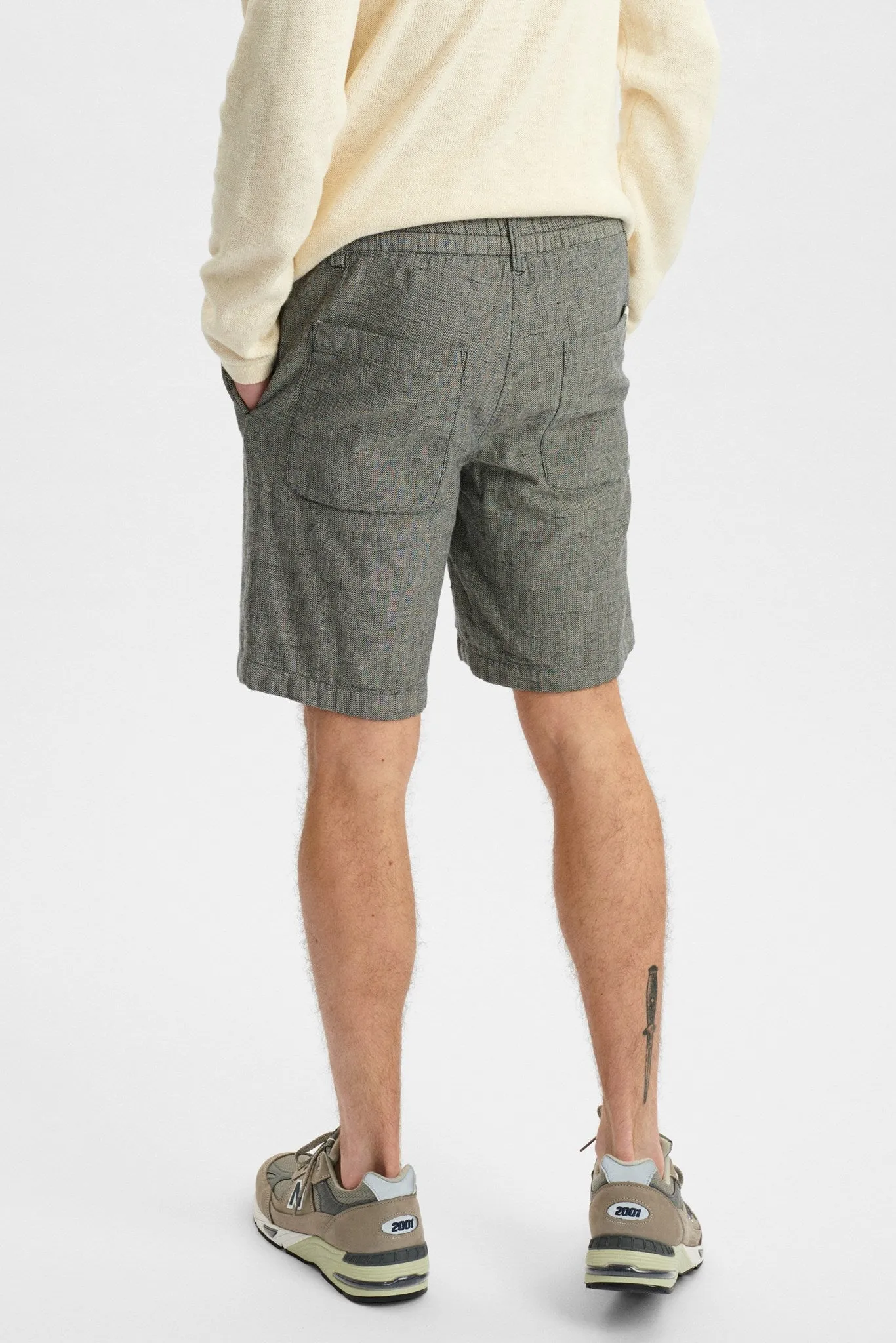 AKLT JOHN STRIPE SHORTS - White sold by anerkjendt product image thumbnail 2