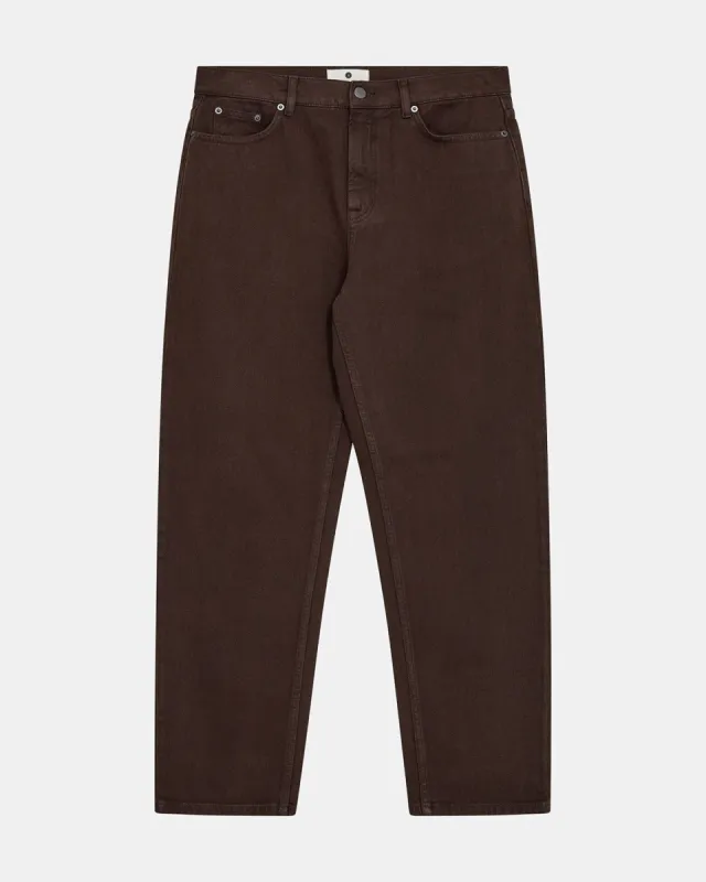 AKJANIC GARMENT DYED PANTS - Chocolate Brown sold by anerkjendt