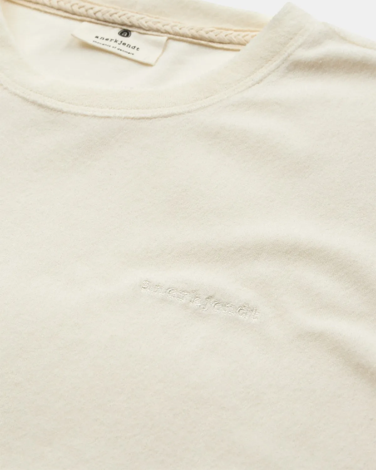 AKKIKKI FROTTE TEE - Tofu sold by anerkjendt product image thumbnail 2