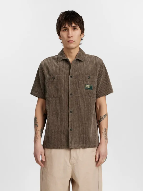 AKTHEO CORDUROY S/S SHIRT - Deep Lichen Green sold by anerkjendt