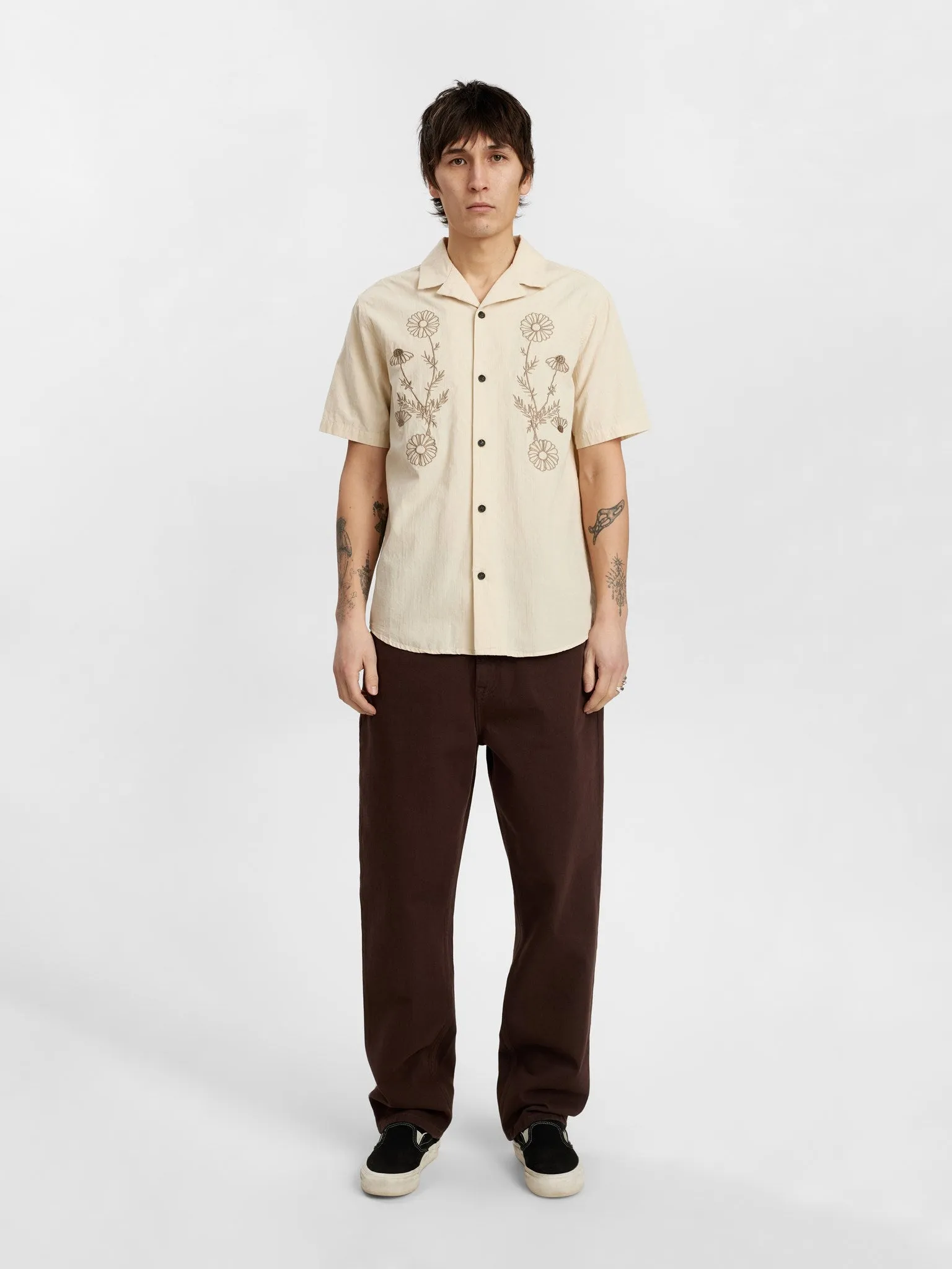 AKLEO BIG FLOWER SHIRT - Feather Gray sold by anerkjendt product image thumbnail 3