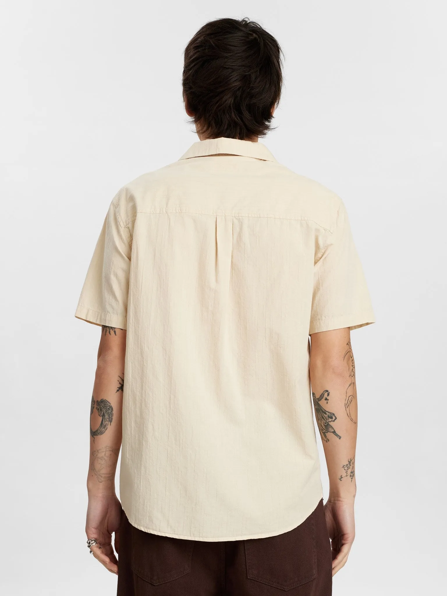 AKLEO BIG FLOWER SHIRT - Feather Gray sold by anerkjendt product image thumbnail 4