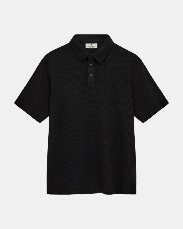 AKKIKKI WAFFLE POLO TEE - Caviar sold by anerkjendt