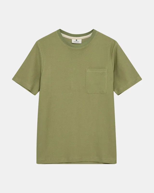 AKKIKKI STRUTURE TEE - Sage sold by anerkjendt