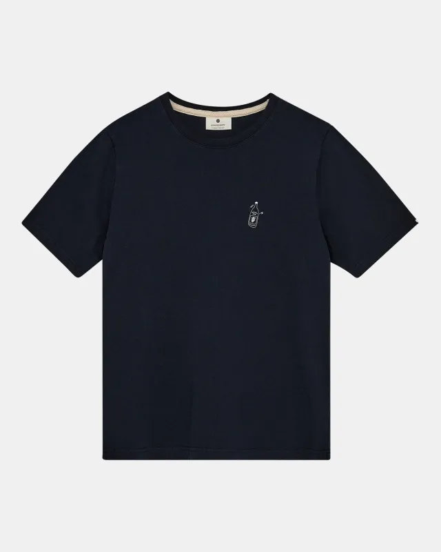 AKKIKKI SEASONAL TEE - Sky Captain sold by anerkjendt