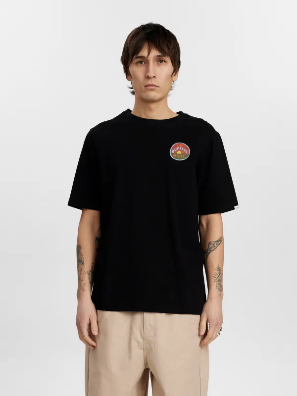 AKKIKKI GO OUTSIDE MORE SS TEE - Caviar made by anerkjendt