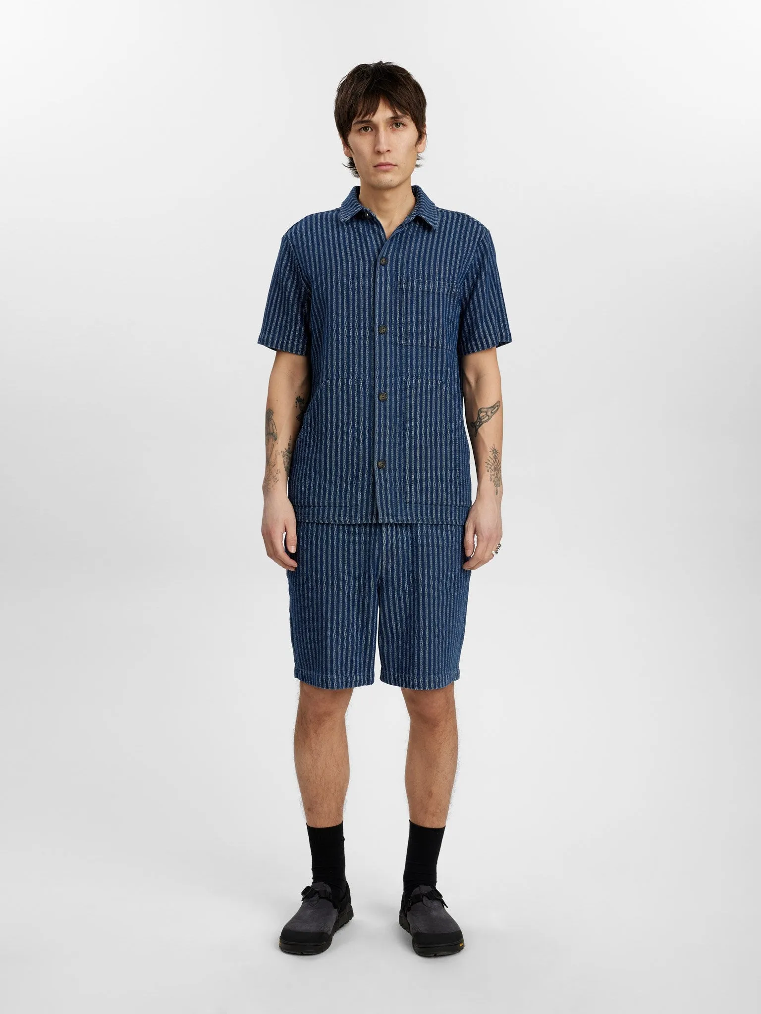 AKTHEO INDIGO S/S OVERSHIRT - Dark Navy sold by anerkjendt product image thumbnail 3
