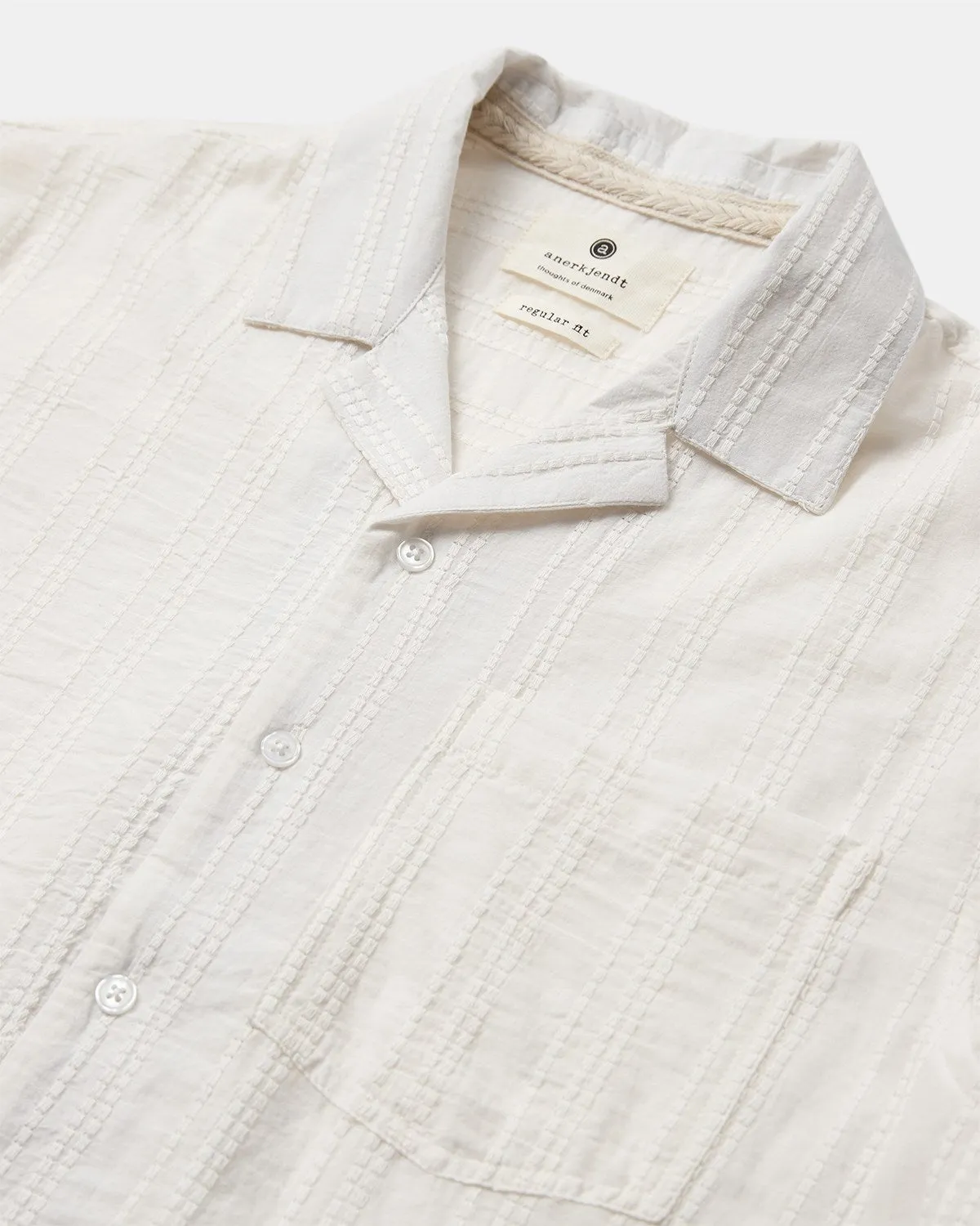 AKLEON EMB S/S SHIRT - Tofu sold by anerkjendt product image thumbnail 3