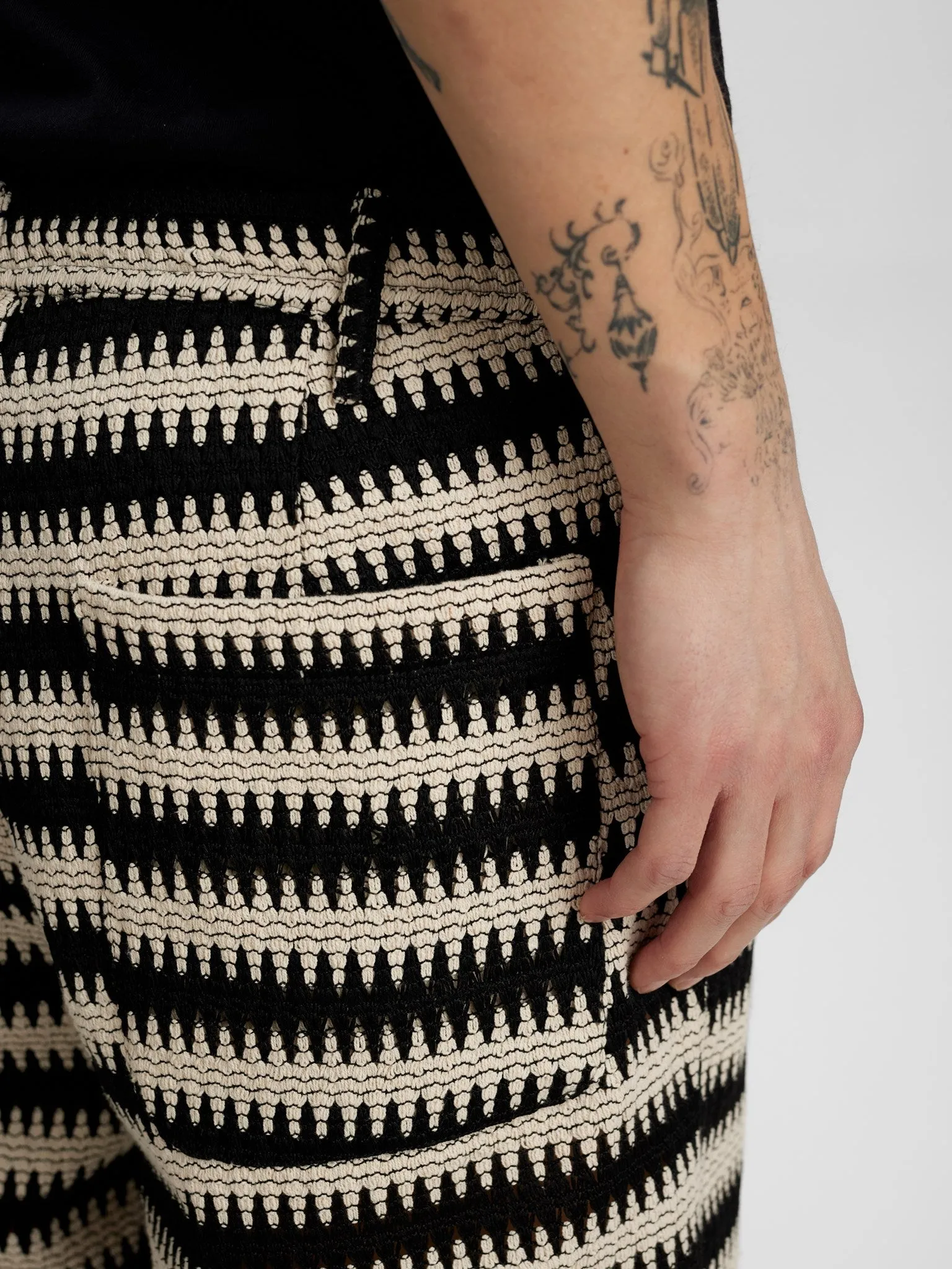 AKJAN STRUC STRIPE SHORTS - Tofu sold by anerkjendt product image thumbnail 5