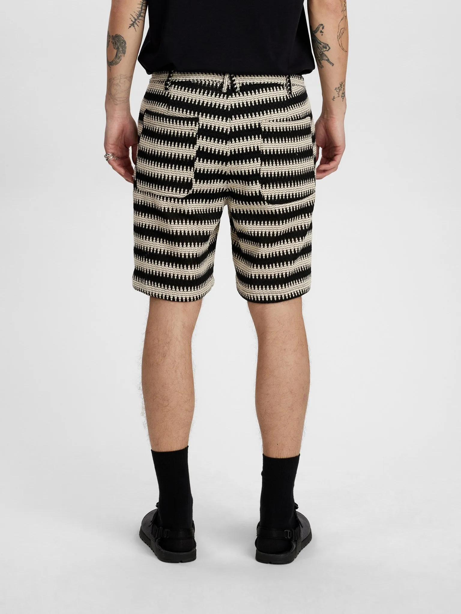 AKJAN STRUC STRIPE SHORTS - Tofu sold by anerkjendt product image thumbnail 2