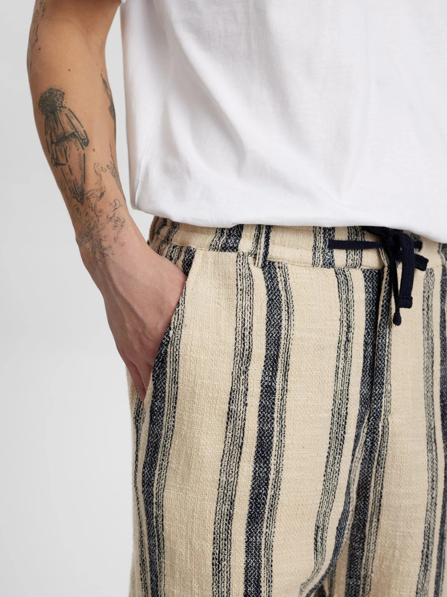 AKJAN STRUCTURE SHORTS - Tofu sold by anerkjendt product image thumbnail 4