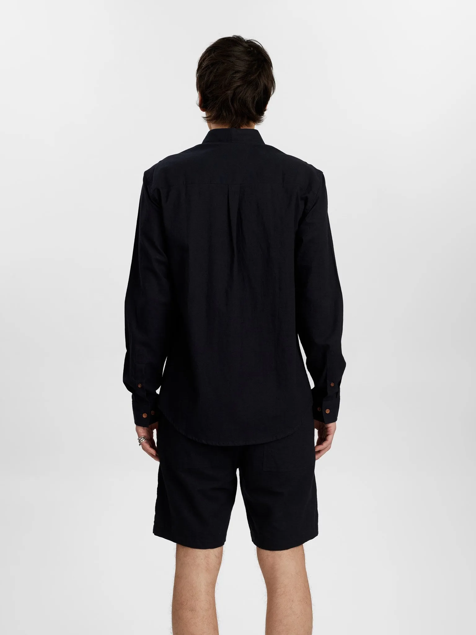 AKLEIF L/S COT/LINEN SHIRT - Caviar sold by anerkjendt product image thumbnail 5