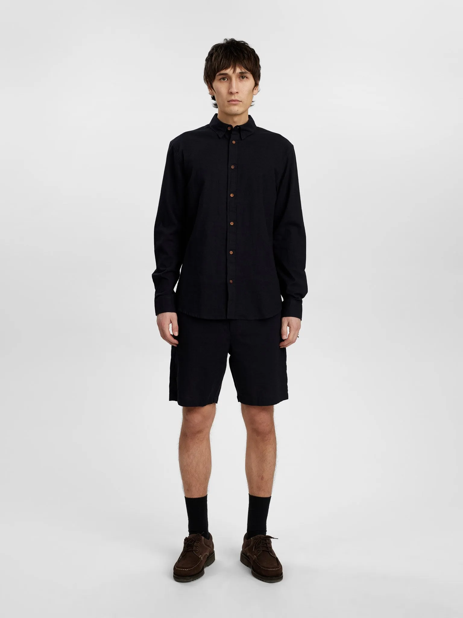 AKLEIF L/S COT/LINEN SHIRT - Caviar sold by anerkjendt product image thumbnail 3