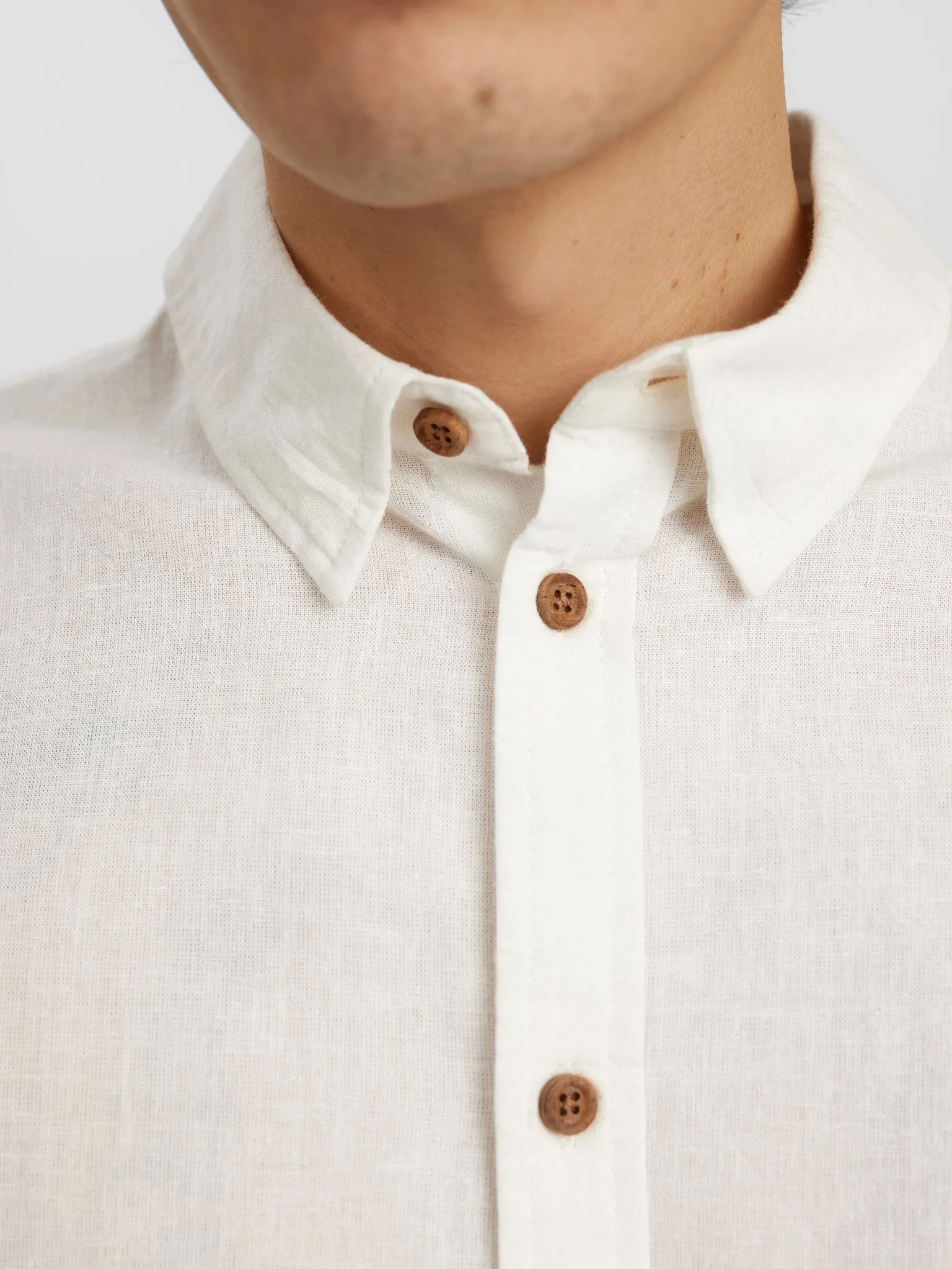 AKLEIF L/S COT/LINEN SHIRT - Tofu sold by anerkjendt product image thumbnail 2