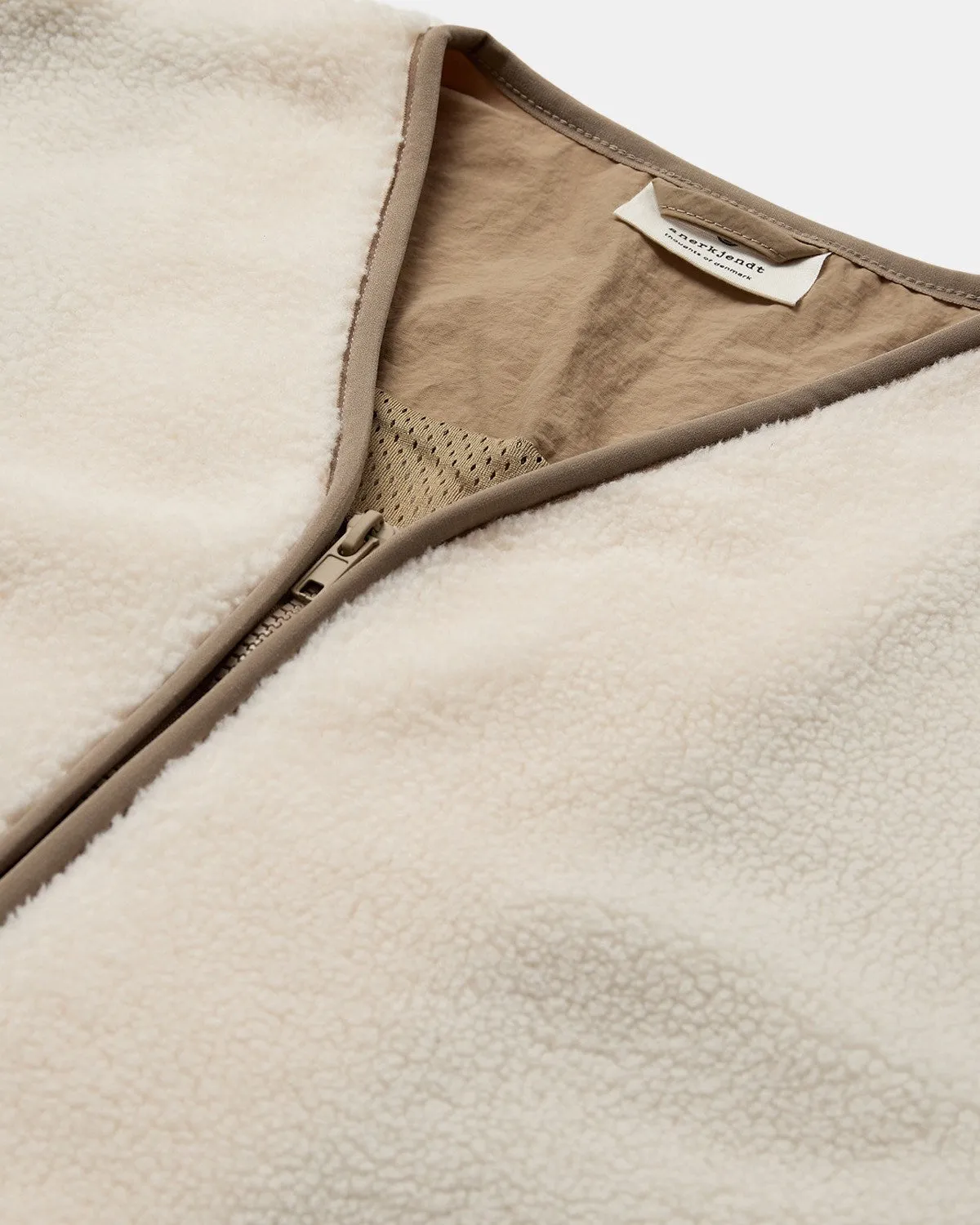 AKANDERS PILE CARDIGAN - Tofu sold by anerkjendt product image thumbnail 3