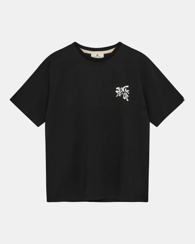 AKVILLADS ANERKJENDT? PRINT S/S TEE - Caviar sold by anerkjendt