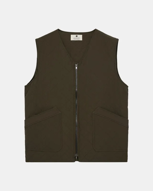 AKRASMUS QUILT GILET - Forest night sold by anerkjendt
