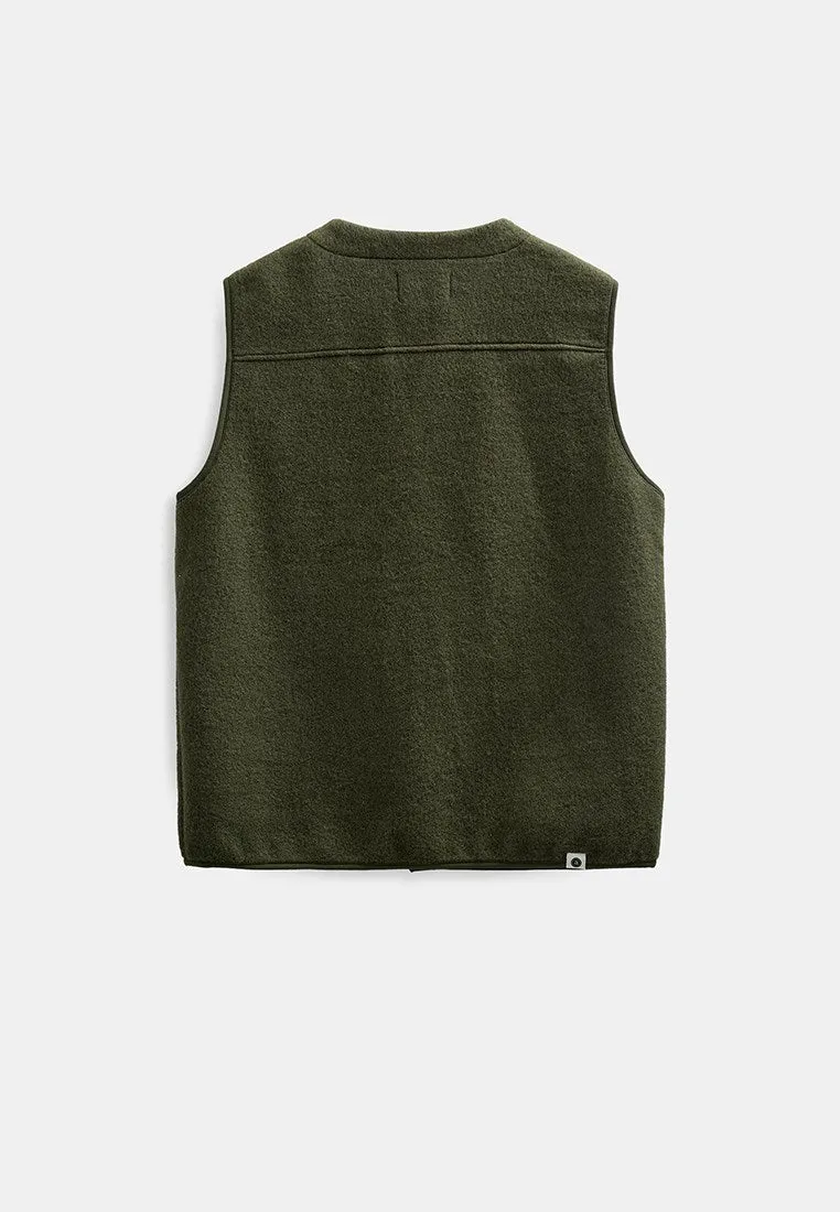 AKRAMSUS BOILED WOOL - Forest night sold by anerkjendt product image thumbnail 3