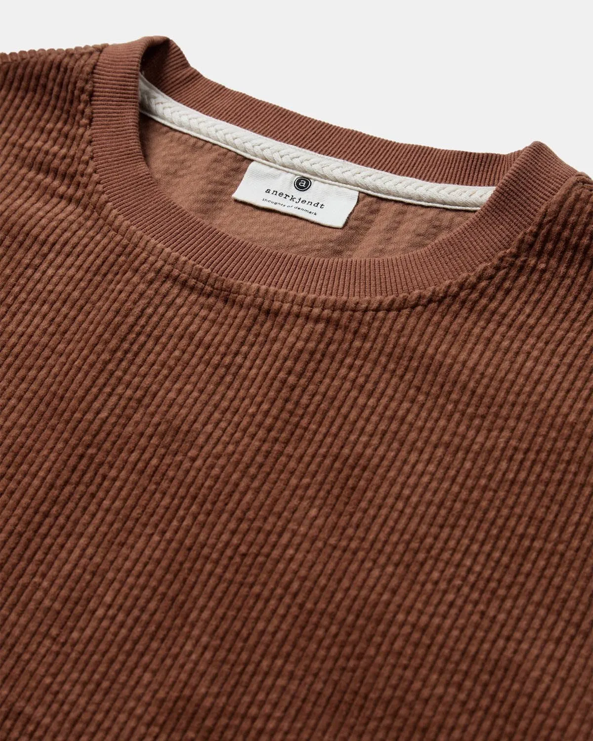 AKVILLADS CORDUROY S/S TEE - Chili Oil sold by anerkjendt product image thumbnail 3