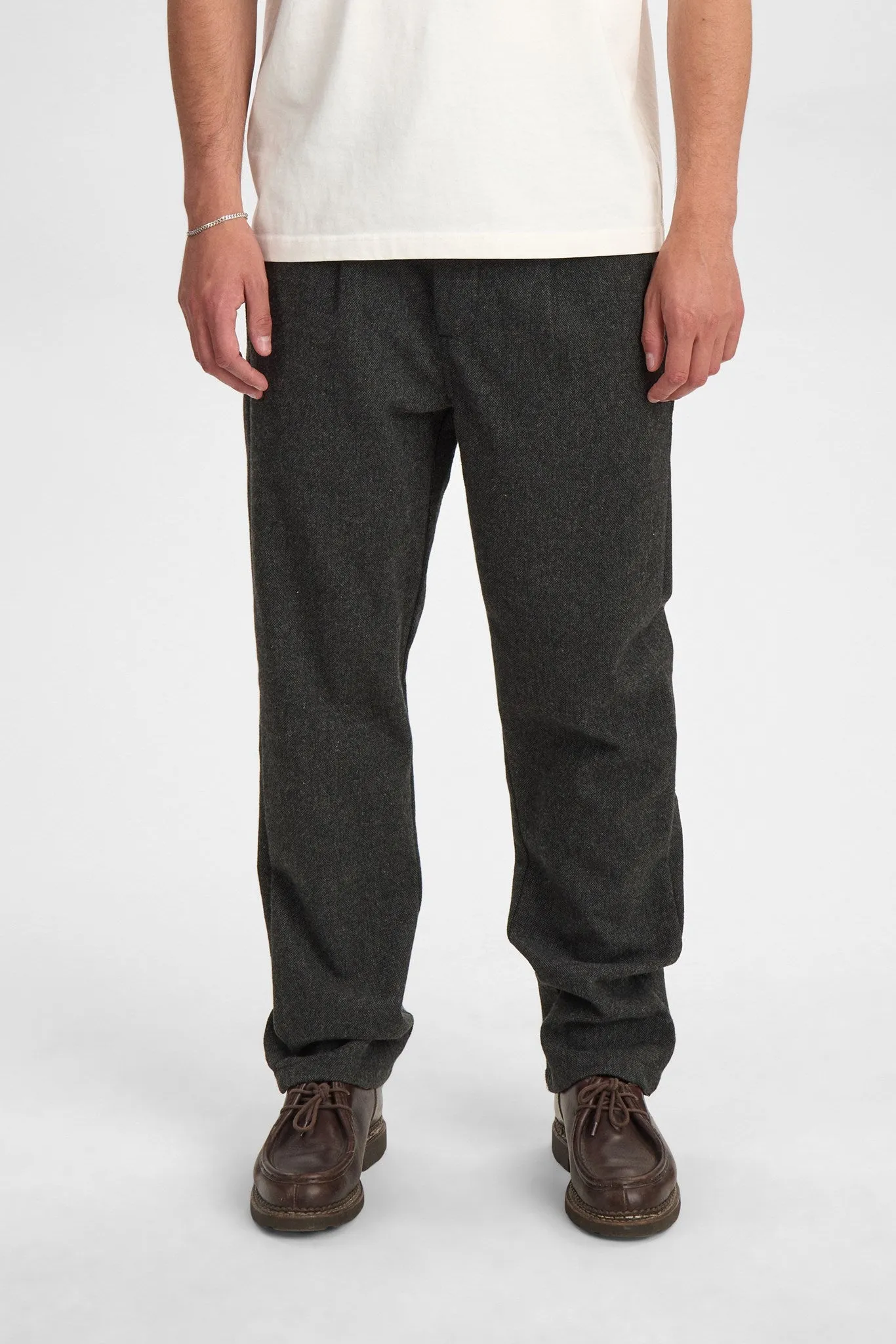 AKJAN PLEAT WOOL PANTS - Granite Gray sold by anerkjendt product image thumbnail 2