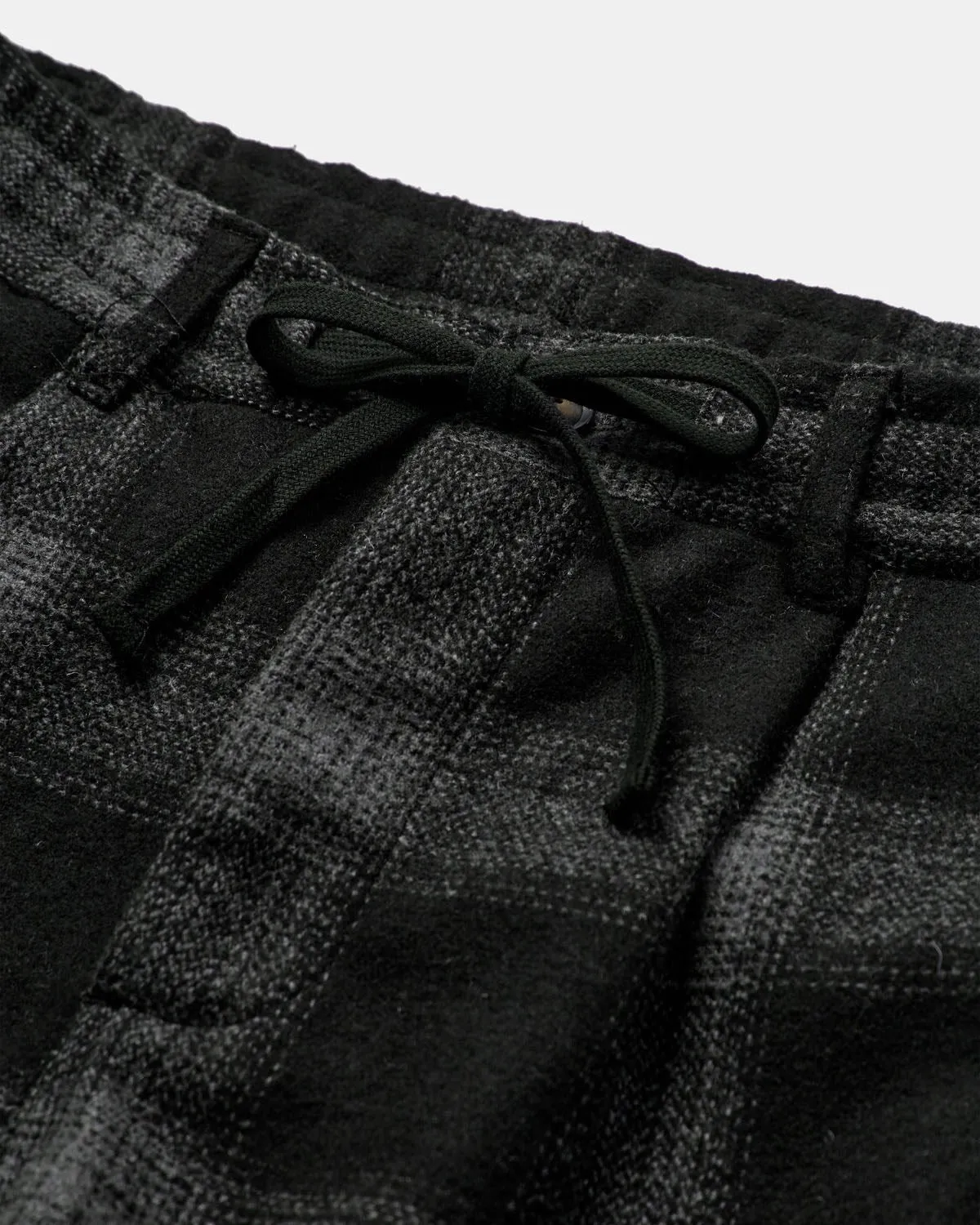 AKJAN PLEAT CHECK WOOL PANTS - Caviar sold by anerkjendt product image thumbnail 3