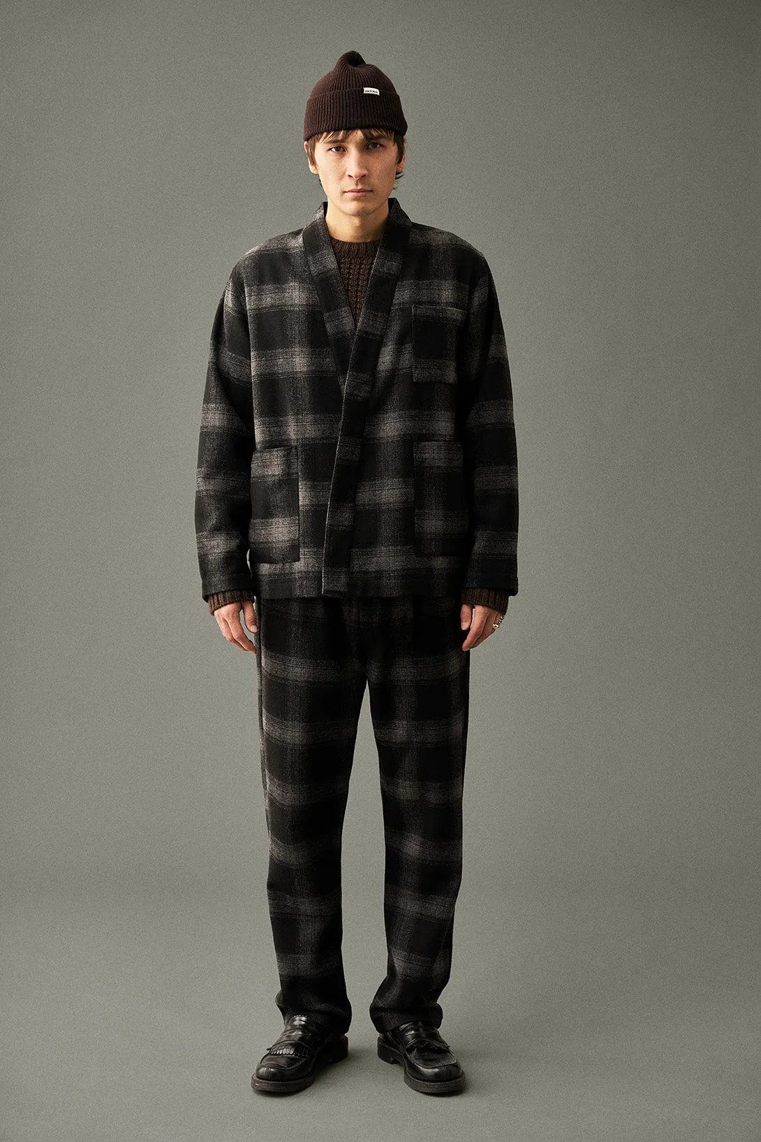 AKJAN PLEAT CHECK WOOL PANTS - Caviar sold by anerkjendt product image thumbnail 2