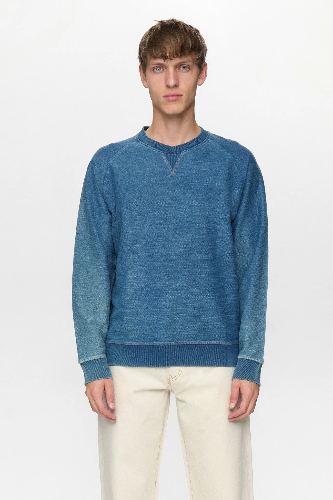 AKTONI INDIGO SWEAT - Light Blue sold by anerkjendt product image thumbnail 3