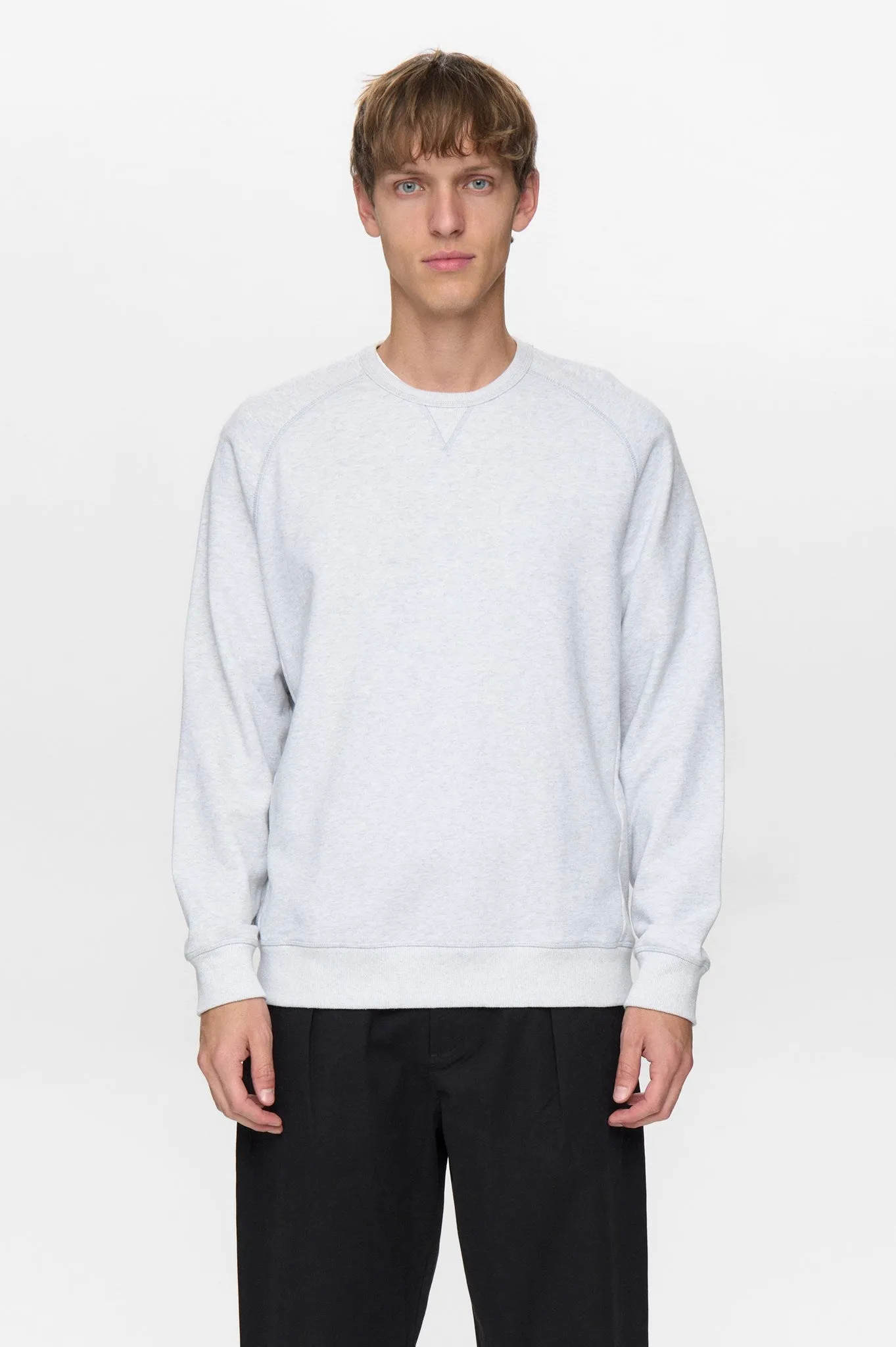 AKTONI EVERYDAY SWEAT - Light grey mel sold by anerkjendt product image thumbnail 4