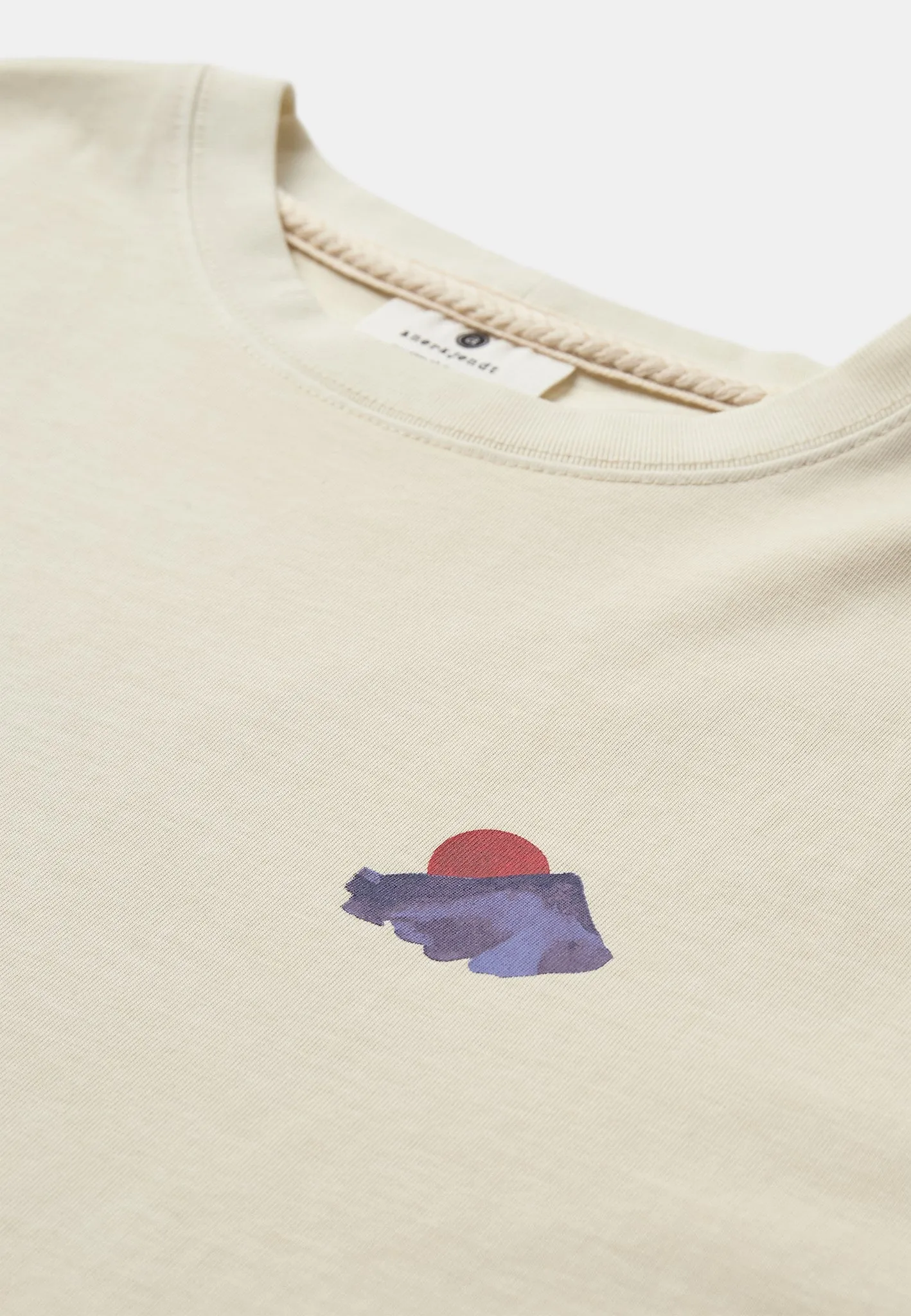 AKVILLADS MOUTAIN SS TEE - Tofu sold by anerkjendt product image thumbnail 2