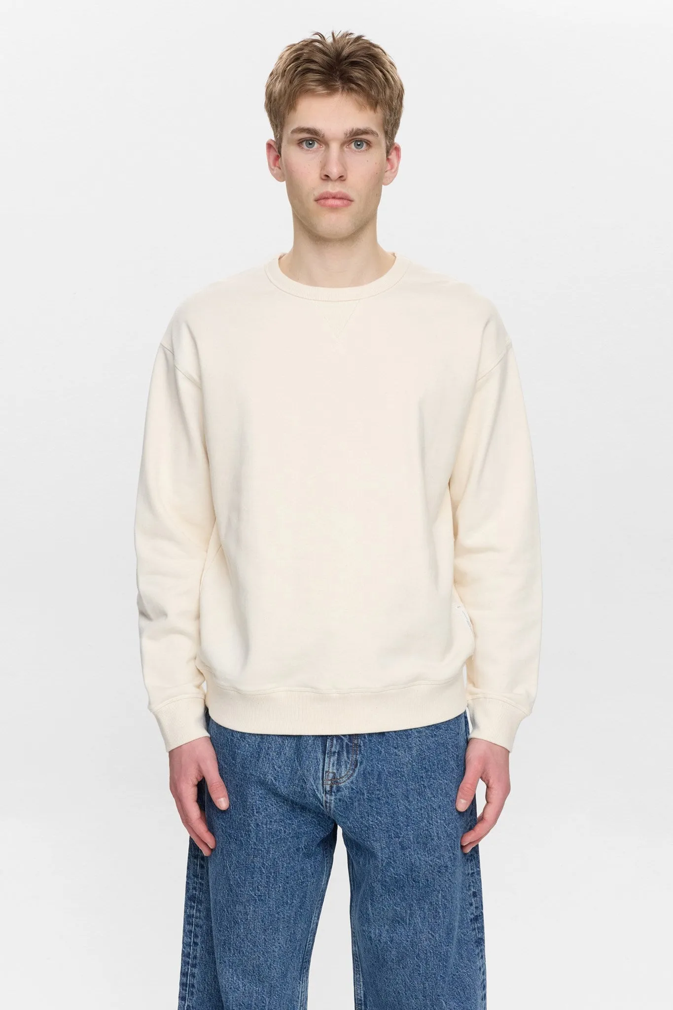 AKTONI UNDYED SWEAT - Tofu sold by anerkjendt product image thumbnail 4