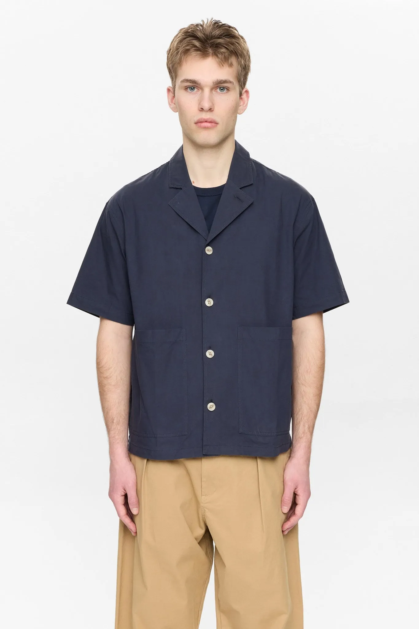 AKOTTO COTTON POPLIN SS OVERSHIRT - Sky Captain sold by anerkjendt product image thumbnail 4