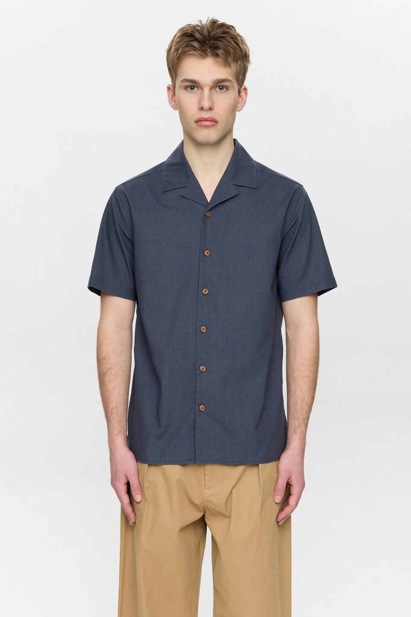 AKLEO COT/LINEN/VIS S/S SHIRT - Blue Indigo sold by anerkjendt product image thumbnail 4