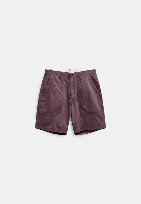 AKJAN TEC FATIQUE SHORTS - Blackberry Wine sold by anerkjendt