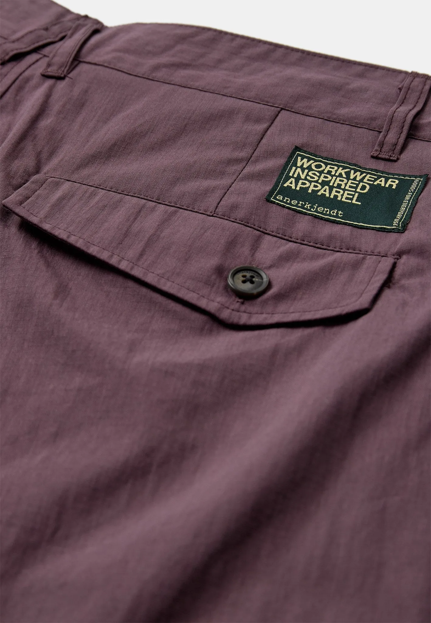 AKJAN TEC FATIQUE SHORTS - Blackberry Wine sold by anerkjendt product image thumbnail 2