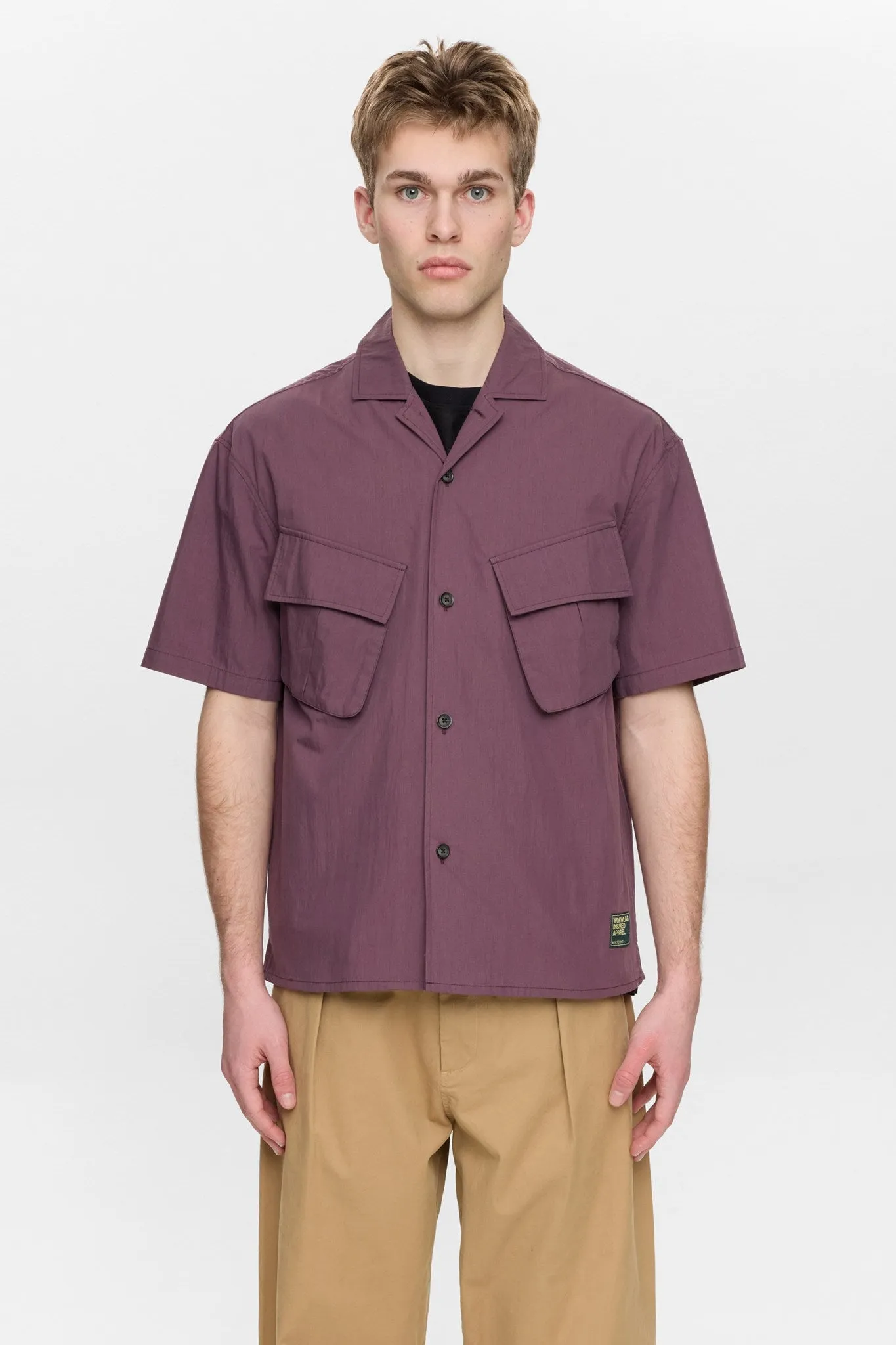 AKOTTO 2 POCKETS S/S SHIRT - Blackberry Wine sold by anerkjendt product image thumbnail 4